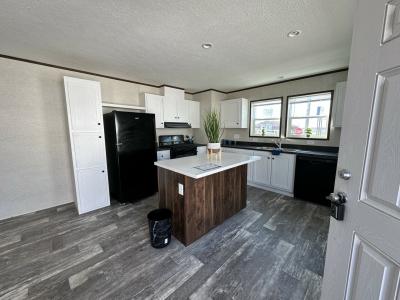 Mobile Home at 5 Shamrock Park, Site # 5 Albany, MN 56307