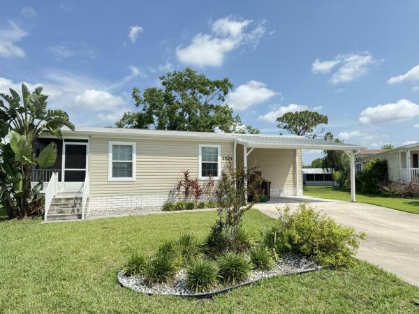 Photo 1 of 2 of home located at 3505 Bermuda Cr. Oviedo, FL 32765