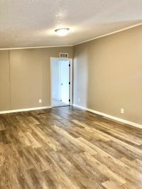 2004 Clayton Homes Inc Yes Mobile Home