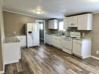 2004 Clayton Homes Inc Yes Mobile Home