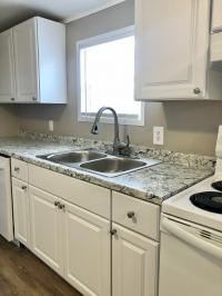 2004 Clayton Homes Inc Yes Mobile Home