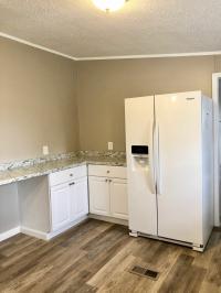 2004 Clayton Homes Inc Yes Mobile Home