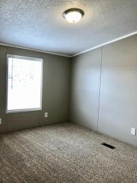 2004 Clayton Homes Inc Yes Mobile Home