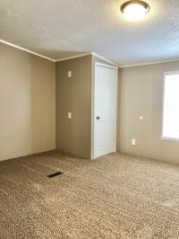 2004 Clayton Homes Inc Yes Mobile Home