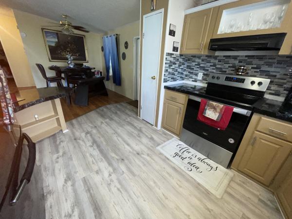 1993 Fleetwood Mobile Home