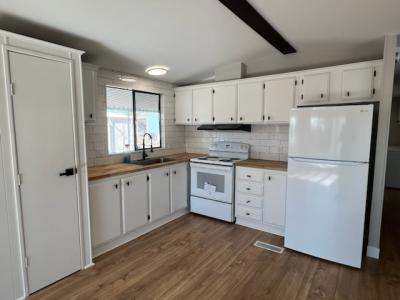 Photo 5 of 12 of home located at 8600 E. Broadway Rd, Lot 137 Mesa, AZ 85208