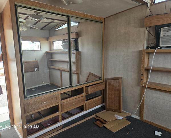 1984 HOLIDAY  Home