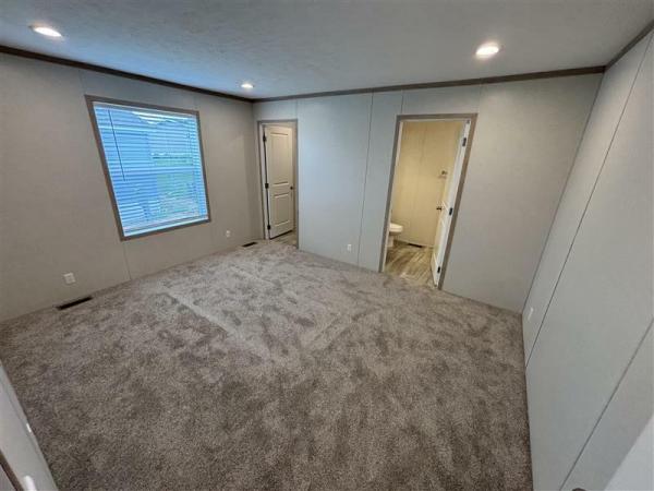 2025 Clayton 7616-4200 Adrenaline  Home