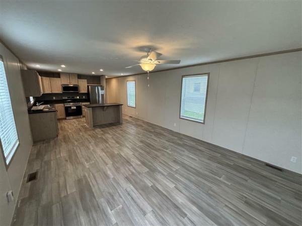 2025 Clayton 7616-4200 Adrenaline  Home