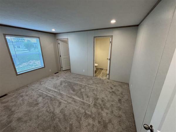 2025 Clayton 7616-4200 Adrenaline  Home