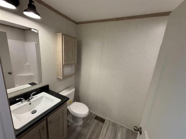 2025 Clayton 7616-4200 Adrenaline  Home