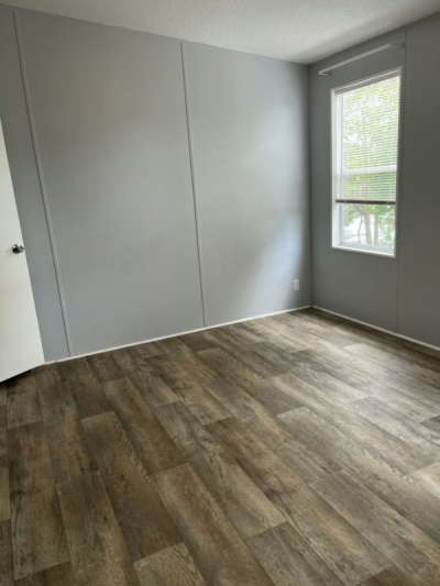 Photo 4 of 17 of home located at 10550 West State Rd 84 Lot #346 Fort Lauderdale, FL 33324