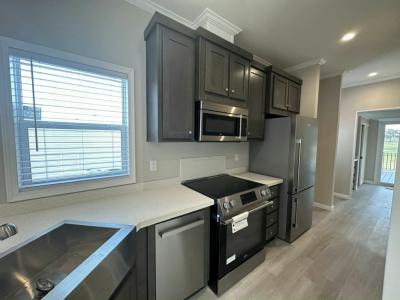 Photo 2 of 20 of home located at 20005 Us Highway 27 #1021 Clermont, FL 34715