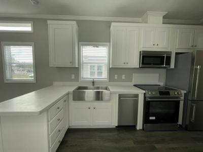 Photo 3 of 20 of home located at 20005 Us Highway 27 #1048 Clermont, FL 34715