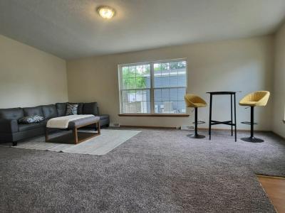 Photo 3 of 20 of home located at 181 Northshore Road Elgin, IL 60123