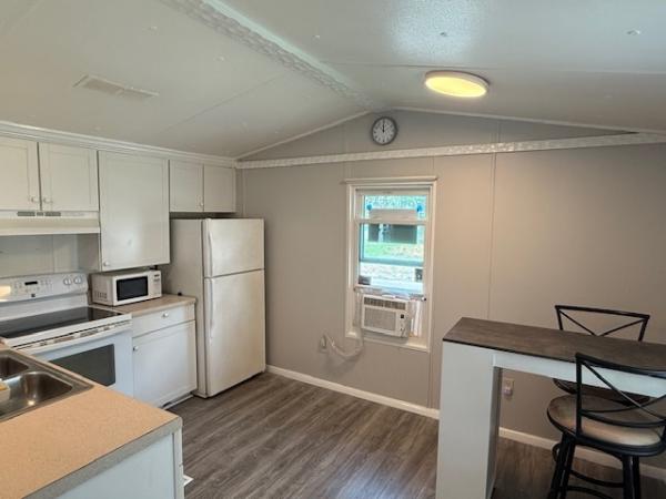 1986 Mobile Home