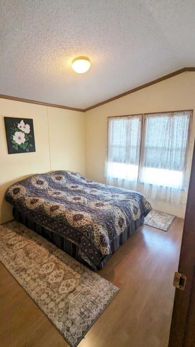 Photo 10 of 8 of home located at 8114 Falconview Pkwy Freeland, MI 48623