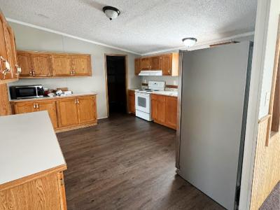 Mobile Home at 588 Shady Brook Heights Greenwood, IN 46142