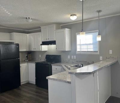 Mobile Home at 13 Shady Brook Heights Greenwood, IN 46142