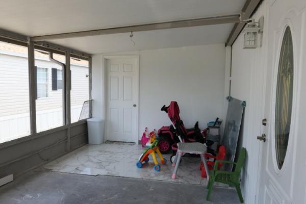 1982 TWIN Manufactured Home