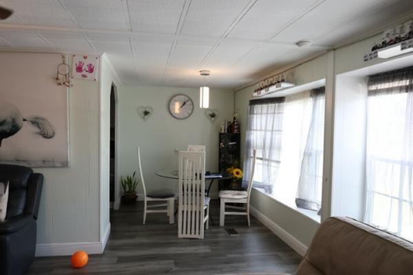 1982 TWIN Manufactured Home
