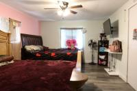 1982 TWIN Manufactured Home