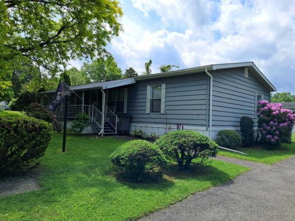 1988 Skyline Greenleaf Manufactured Home