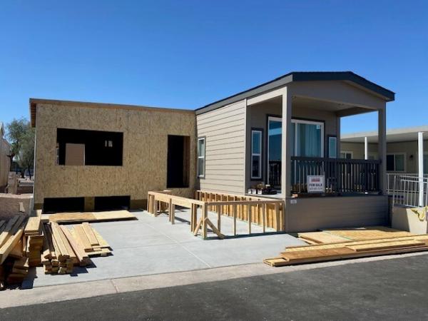 Photo 1 of 2 of home located at 6601 E Us Hwy 60 #577 Gold Canyon, AZ 85118