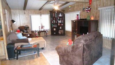 Photo 6 of 23 of home located at 2701 E Utopia Rd Space #109 Phoenix, AZ 85050