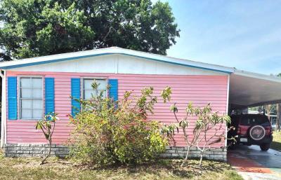 Photo 2 of 18 of home located at 7501 142D Ave, Largo, FL 33771