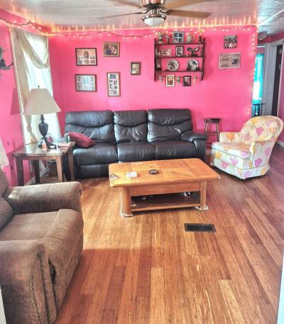 Photo 4 of 18 of home located at 7501 142D Ave, Largo, FL 33771