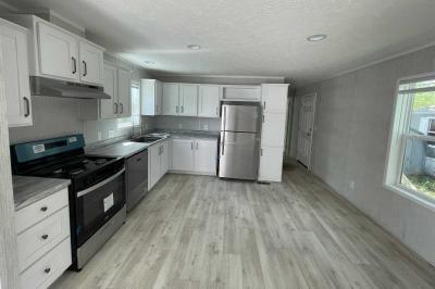 Mobile Home at 4711 Walnut Rd Buckeye Lake, OH 43008