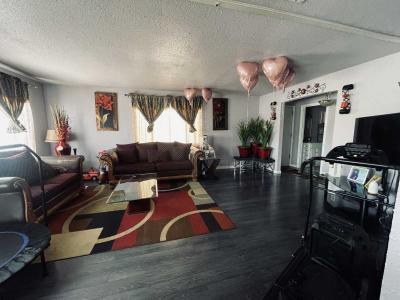 Photo 4 of 23 of home located at 113 Lilac Ln Reno, NV 89512