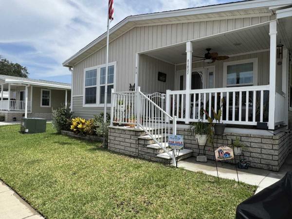 Photo 1 of 2 of home located at 41032 Roselle Loop Zephyrhills, FL 33540