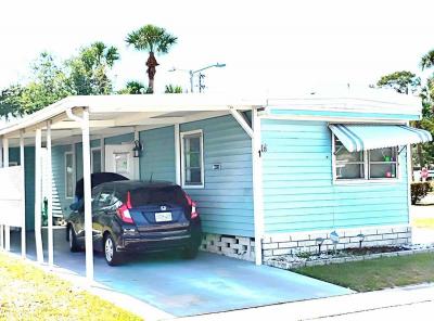 Photo 2 of 13 of home located at 601 Starkey Rd Largo, FL 33771