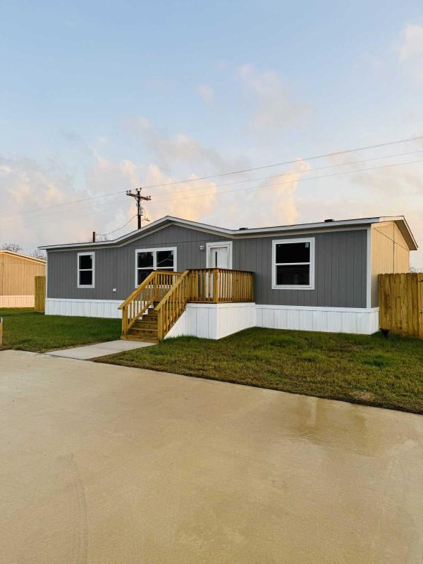 2025  Mobile Home For Sale