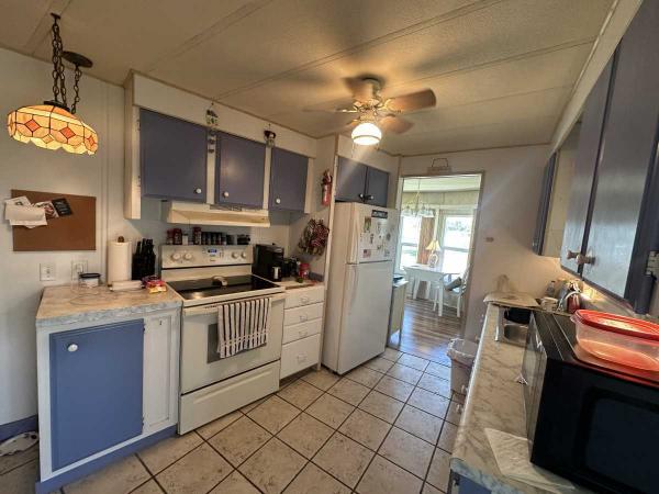 1977 2BD/2BA Mobile Home