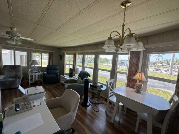 1977 2BD/2BA Mobile Home