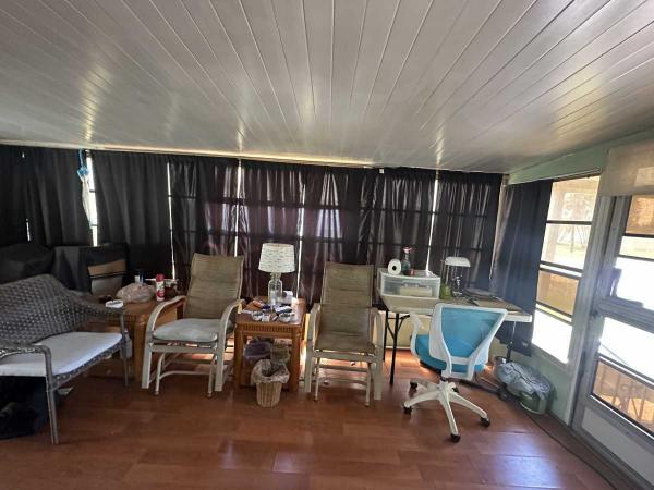 1977 2BD/2BA Mobile Home
