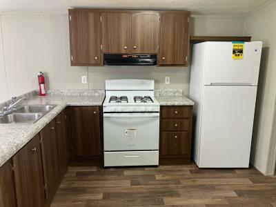 Photo 4 of 13 of home located at 12948 S Us Route 31 Trlr #80 Kokomo, IN 46901