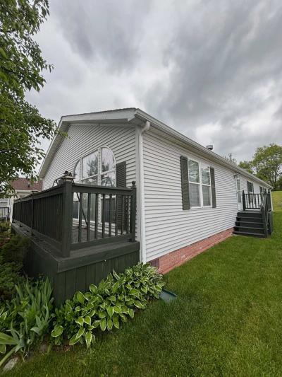 Photo 1 of 33 of home located at 3528 Crystal Ridge Drive Milford, MI 48380