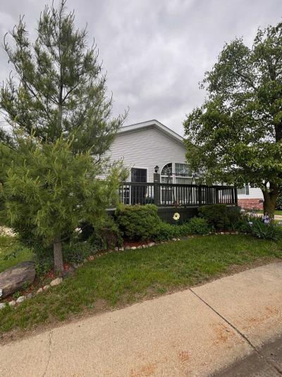 Photo 3 of 33 of home located at 3528 Crystal Ridge Drive Milford, MI 48380