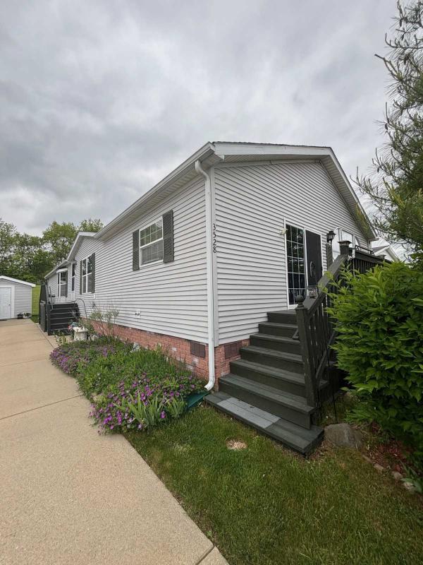 2003 Friendship Foxwood Manufactured Home
