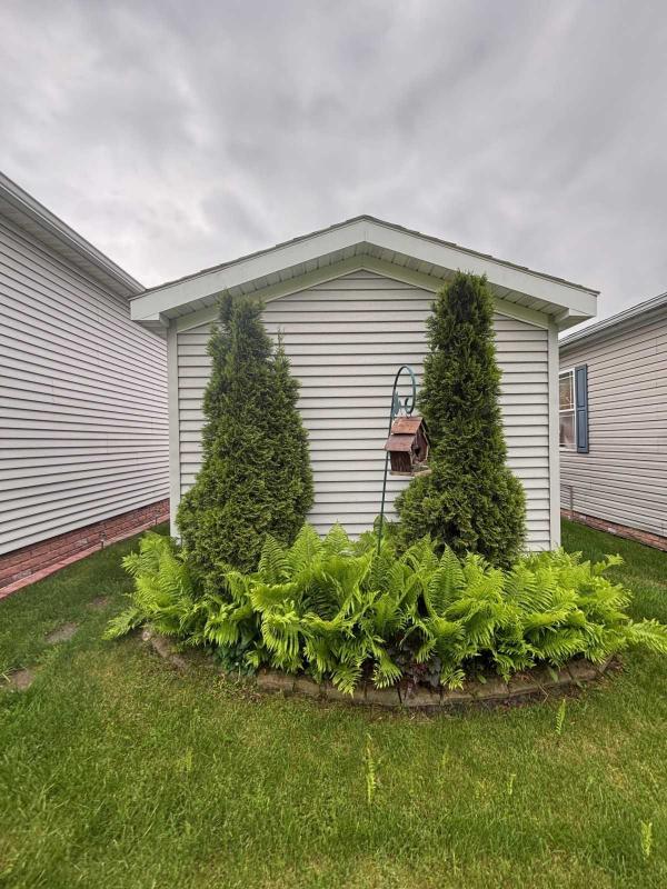 2003 Friendship Foxwood Manufactured Home