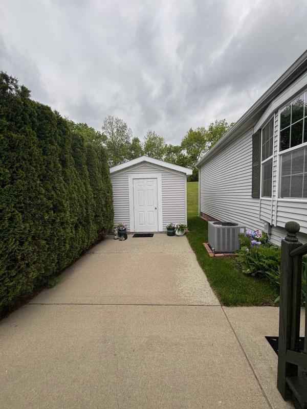 2003 Friendship Foxwood Manufactured Home