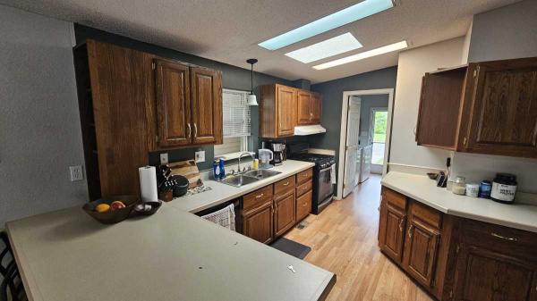 1990 Redman Manufactured Home