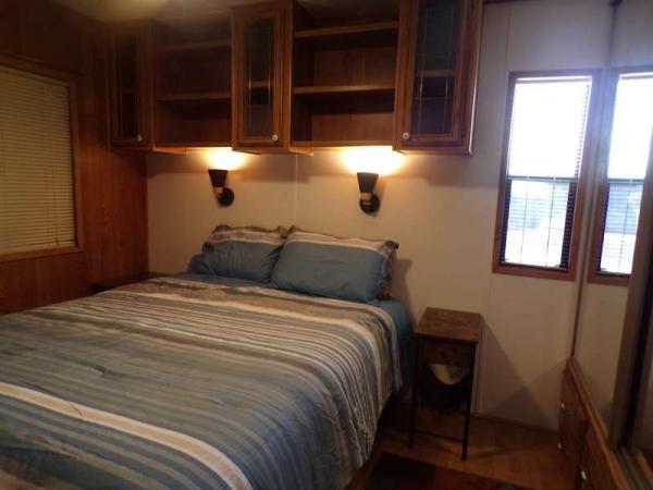 1986 Skyline Manufactured Home