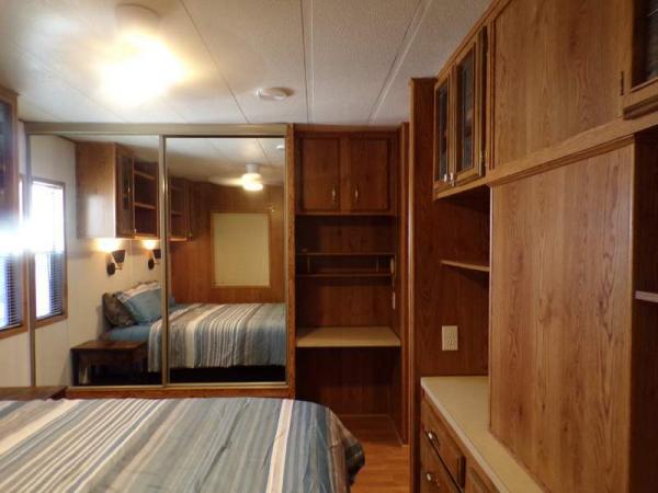 1986 Skyline Manufactured Home