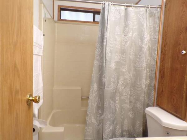 1986 Skyline Manufactured Home