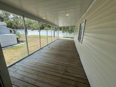 Photo 2 of 20 of home located at 4203 Countryside Drive (Site 2715) Ellenton, FL 34222